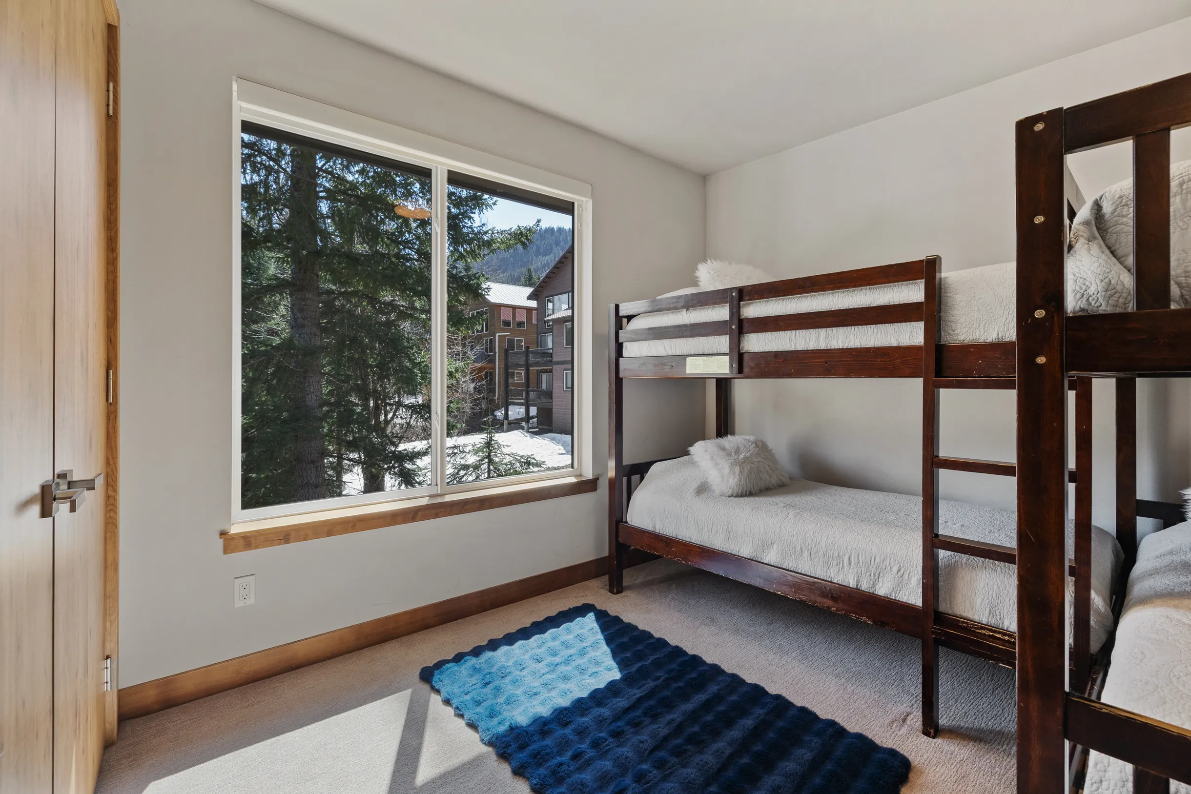 Wander Snoqualmie Pass #33