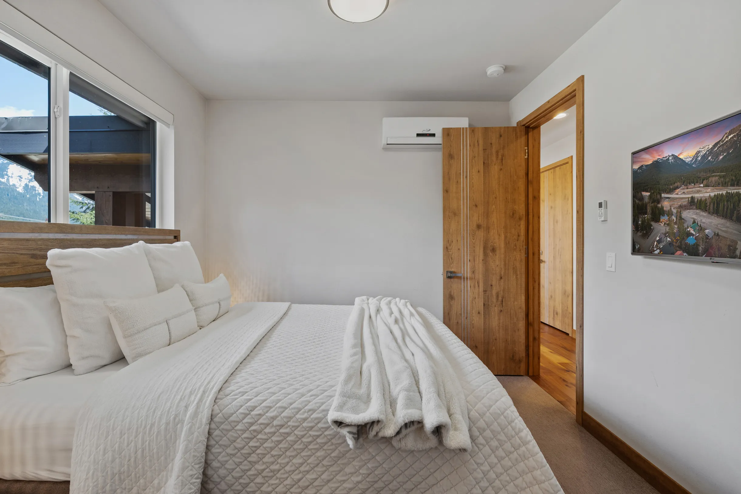 Wander Snoqualmie Pass #57