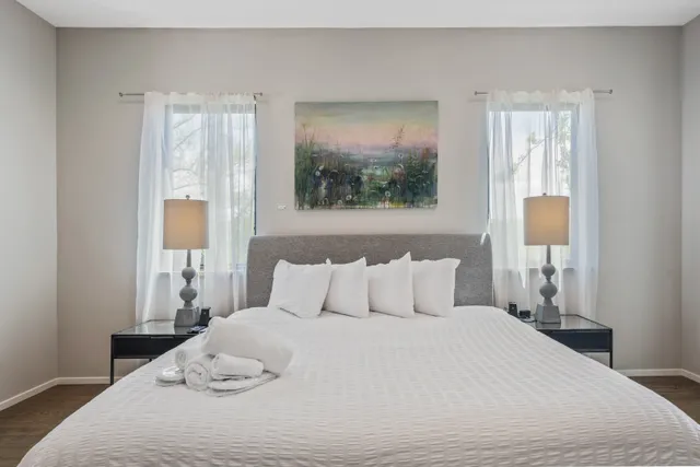 Bedroom 1 image 1
