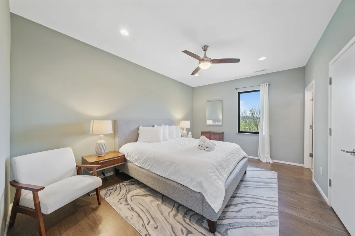 Bedroom 3 image