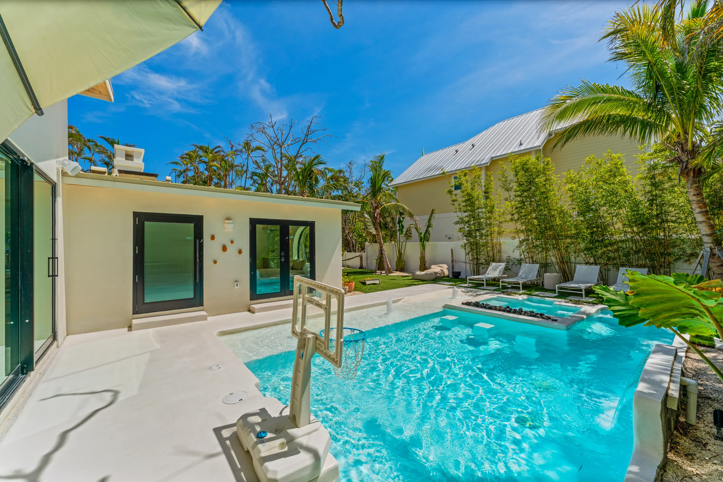 Wander Holmes Beach #116