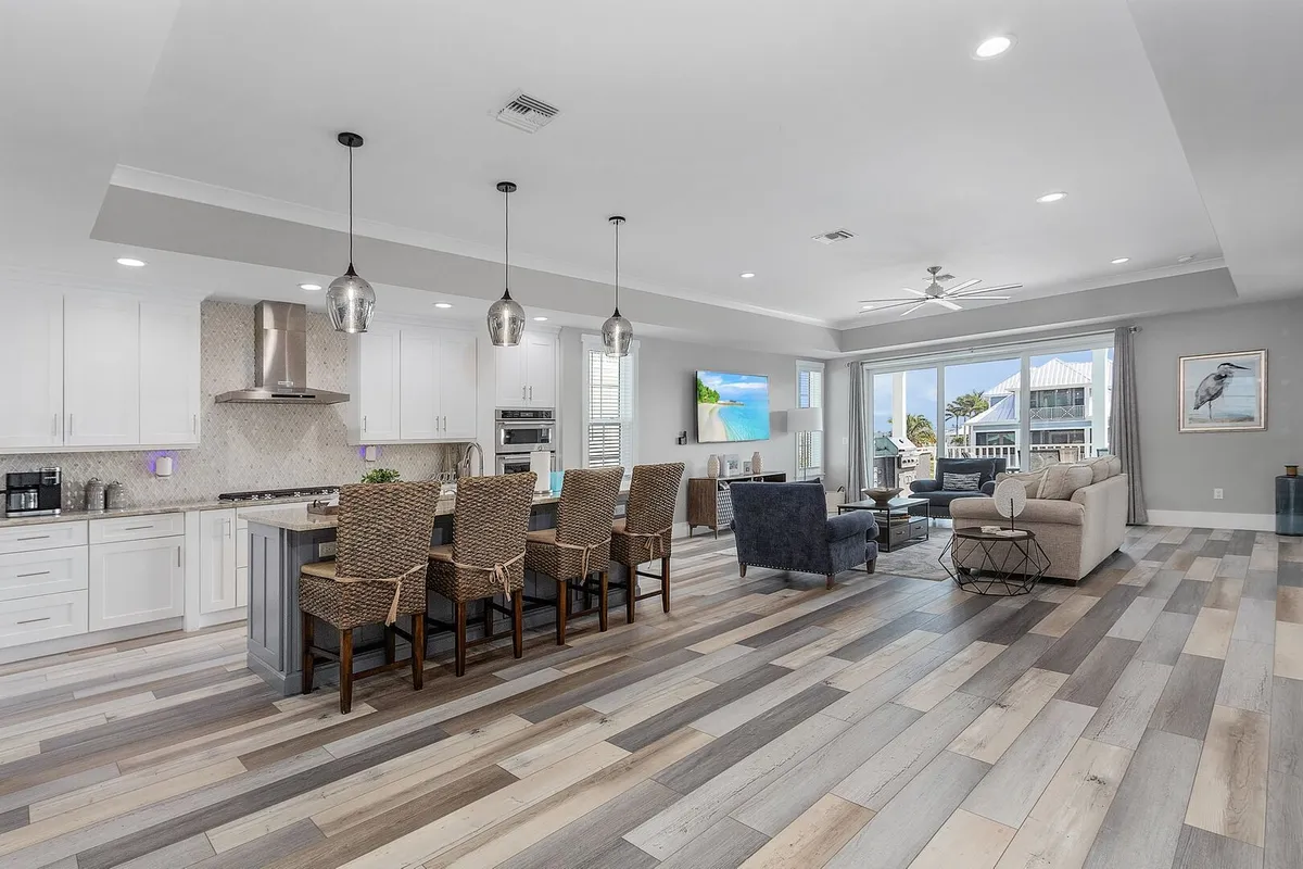 Wander Fort Myers Pearl