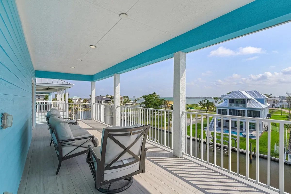 Wander Fort Myers Pearl #12