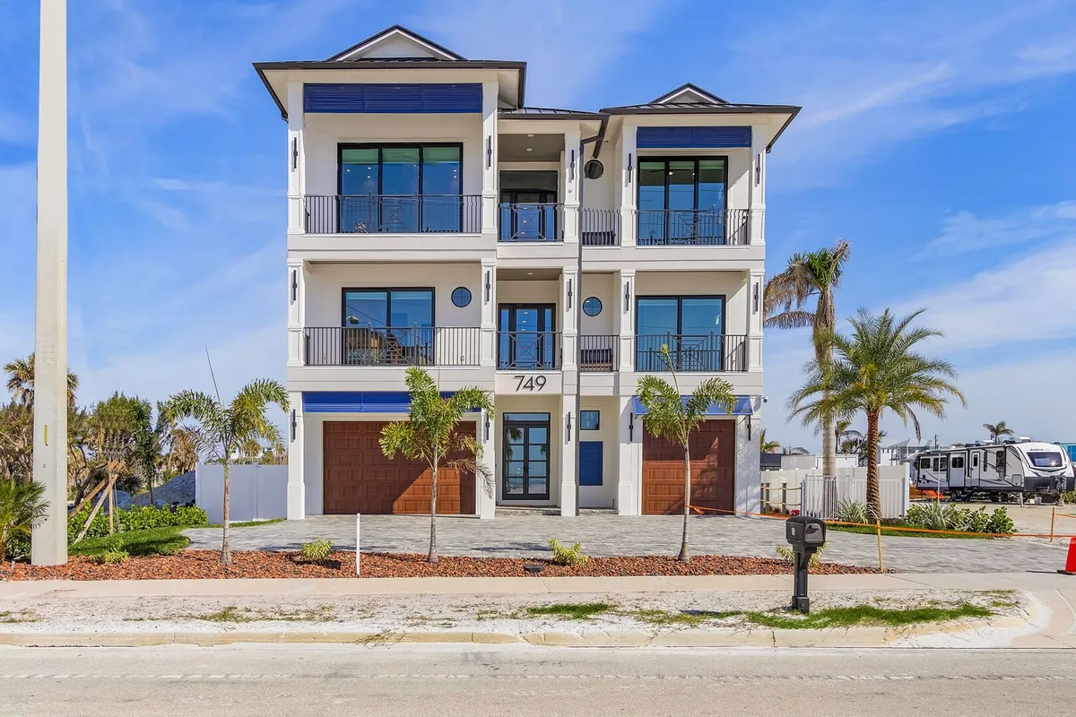 Wander Fort Myers Oasis #5