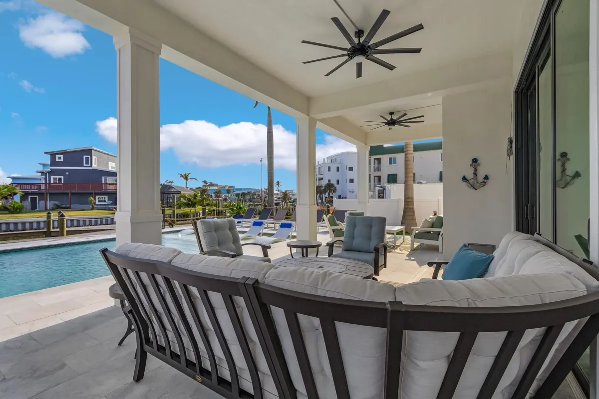 Wander Fort Myers Oasis #48