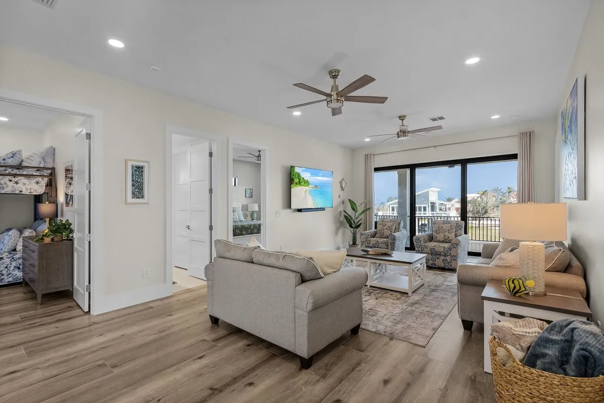 Wander Fort Myers Oasis #60