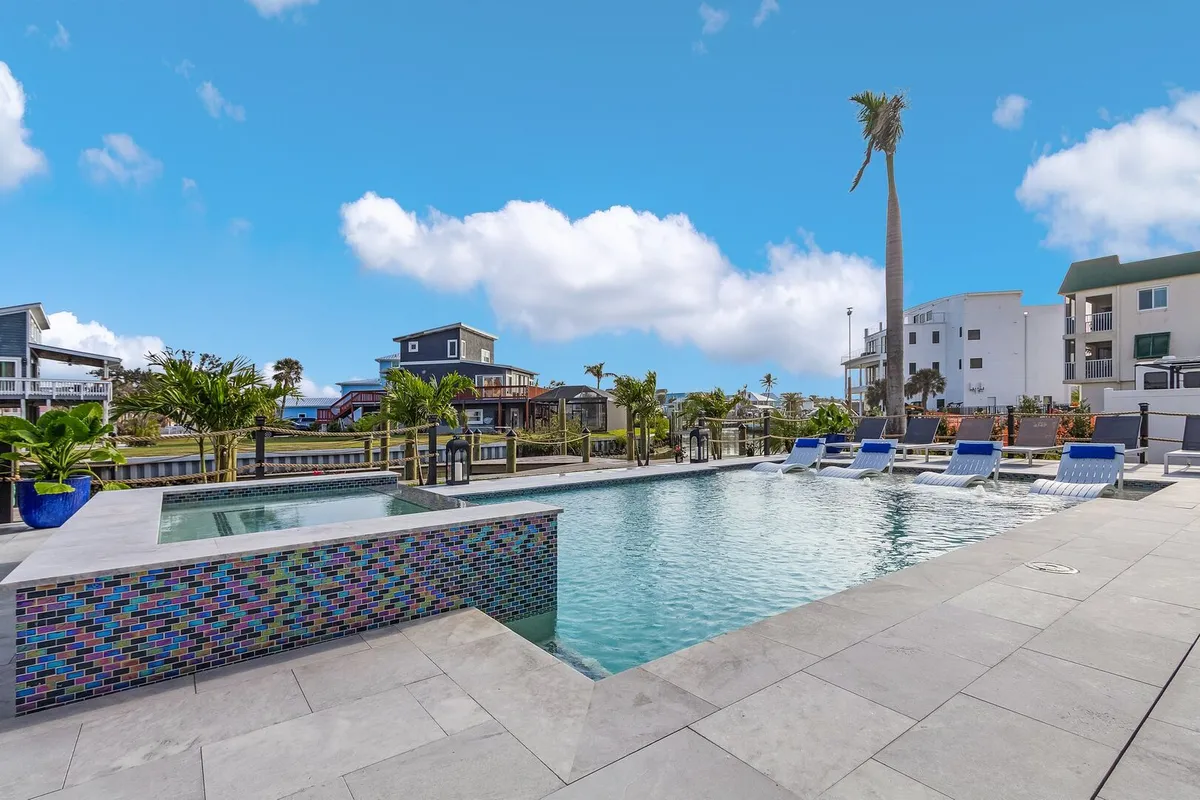 Wander Fort Myers Oasis #65