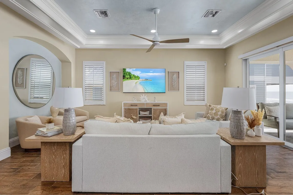 Wander Fort Myers Mist #23