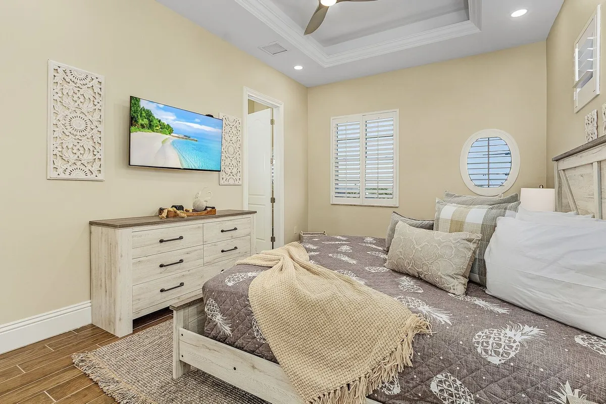 Wander Fort Myers Mist #25