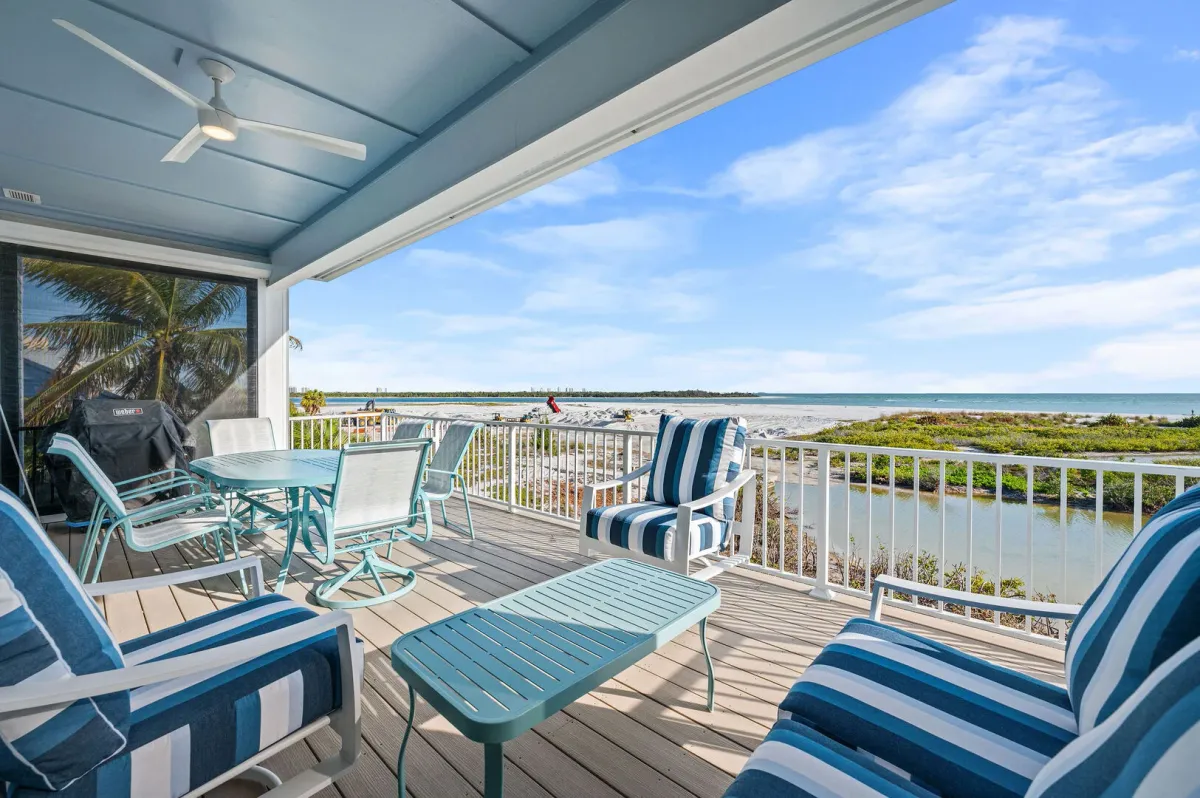 8214 Papa's Boat House Private Beach House: Heated Pool & Ocean #21
