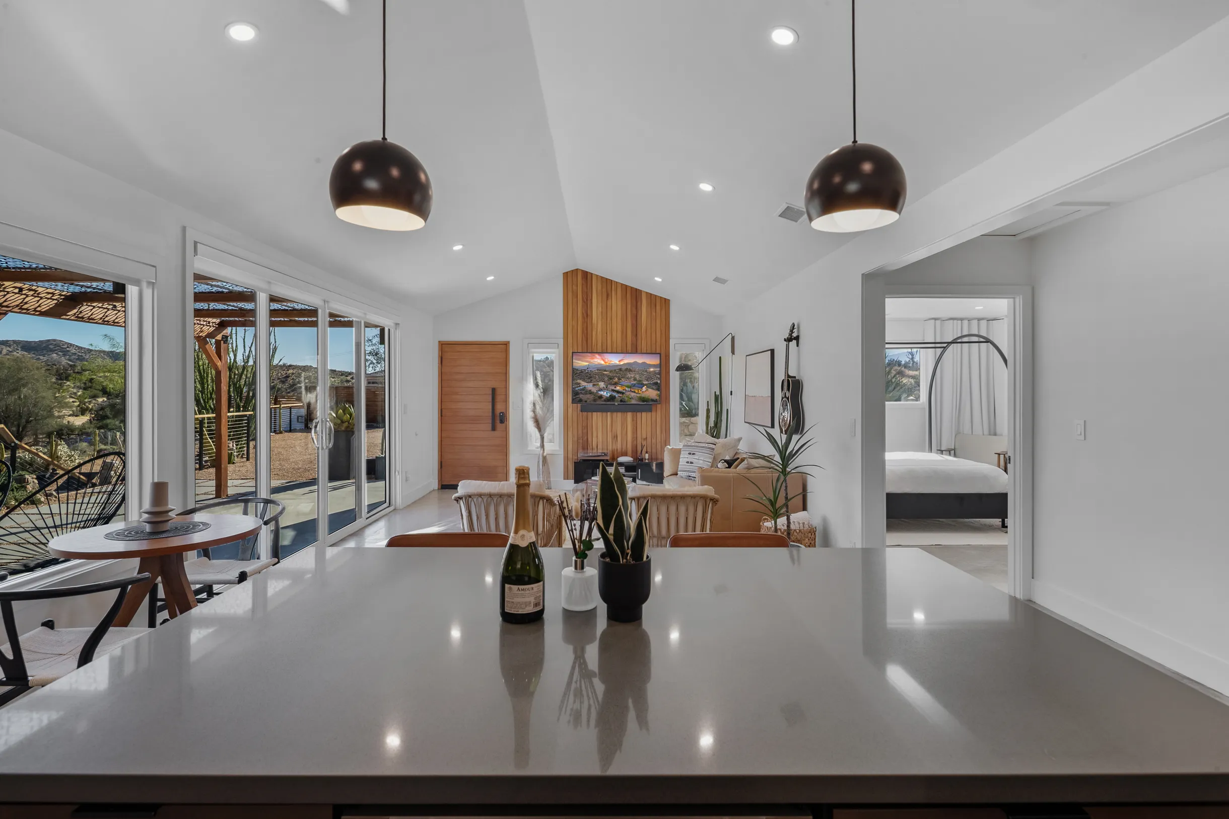 Calico Landing, Desert Pool + Spa Retreat #34