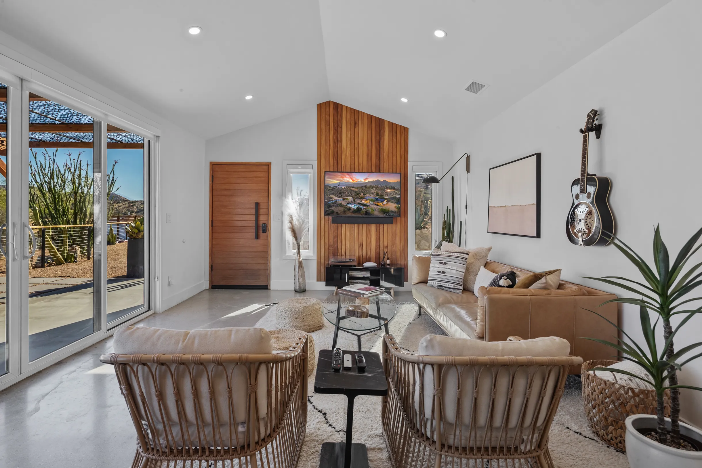 Calico Landing, Desert Pool + Spa Retreat #35