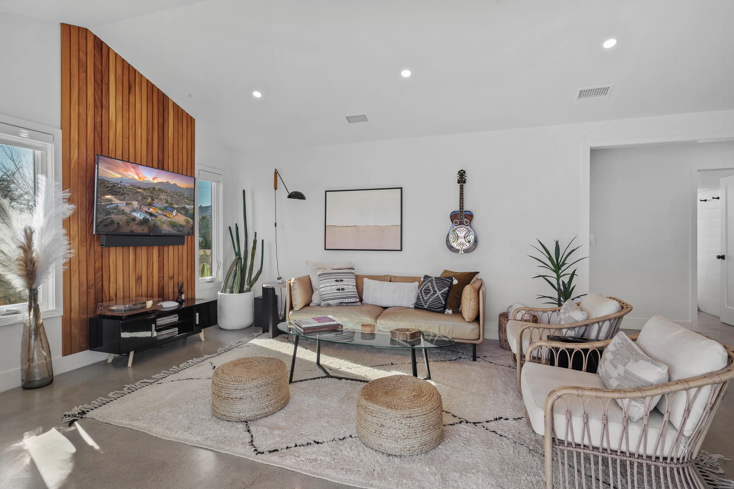 Calico Landing, Desert Pool + Spa Retreat #43