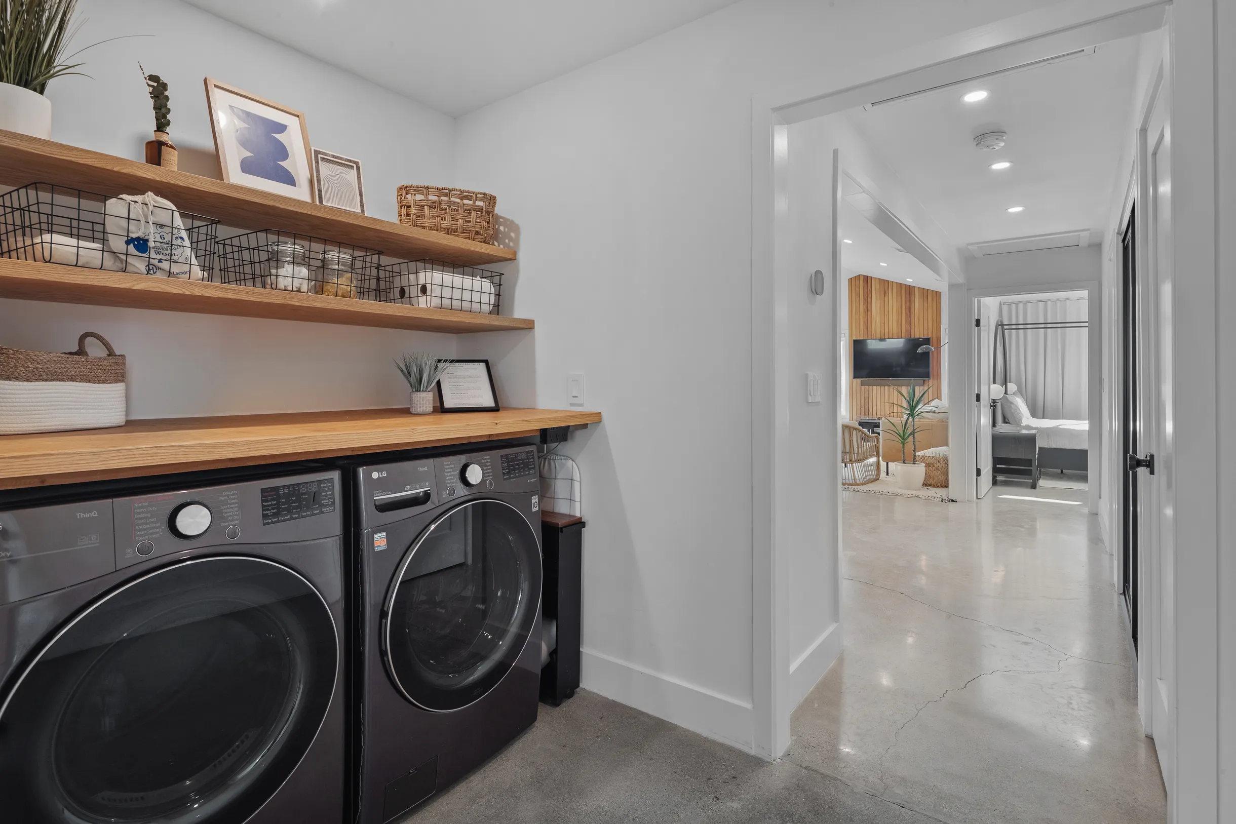 Calico Landing, Desert Pool + Spa Retreat #28