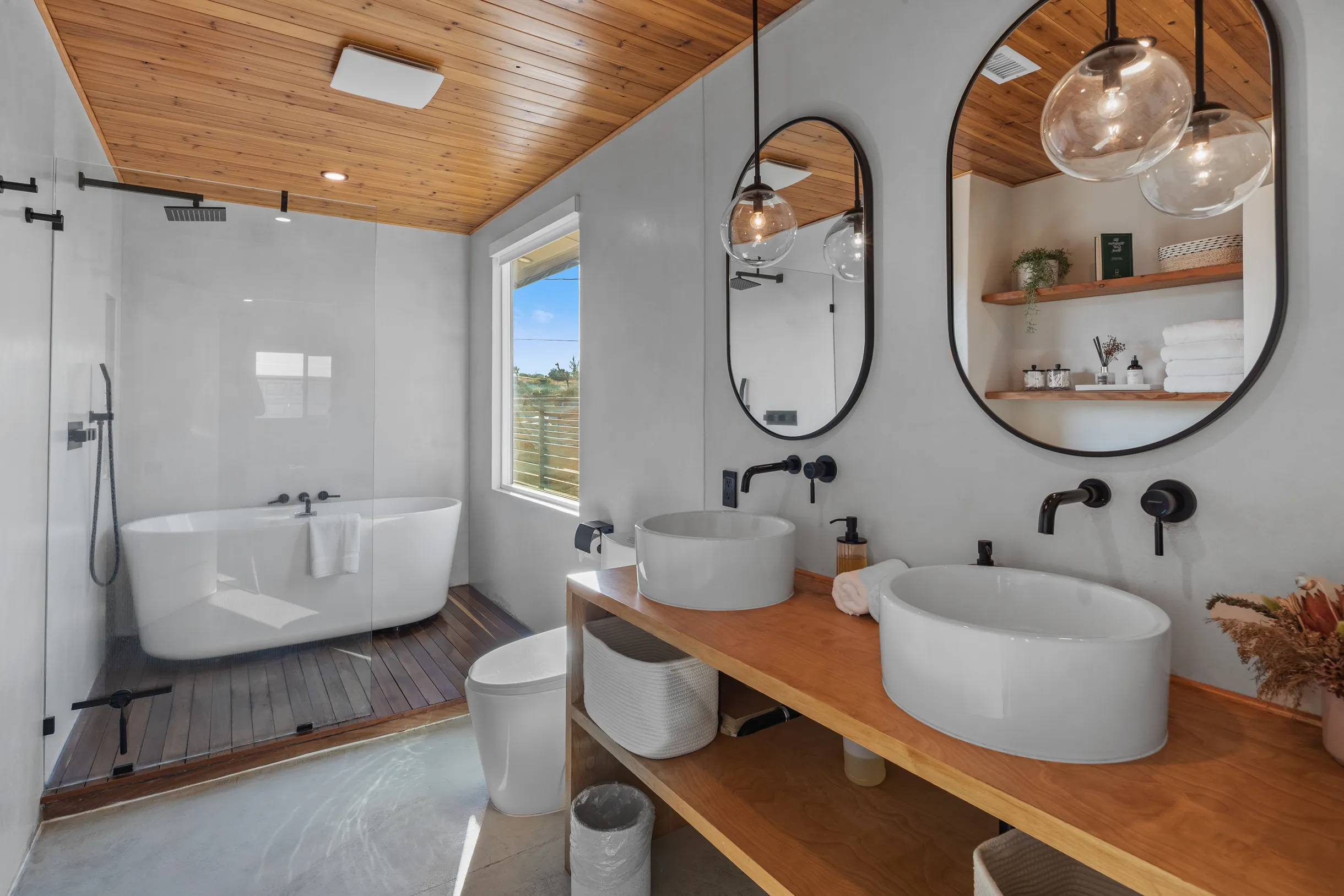 Calico Landing, Desert Pool + Spa Retreat #37