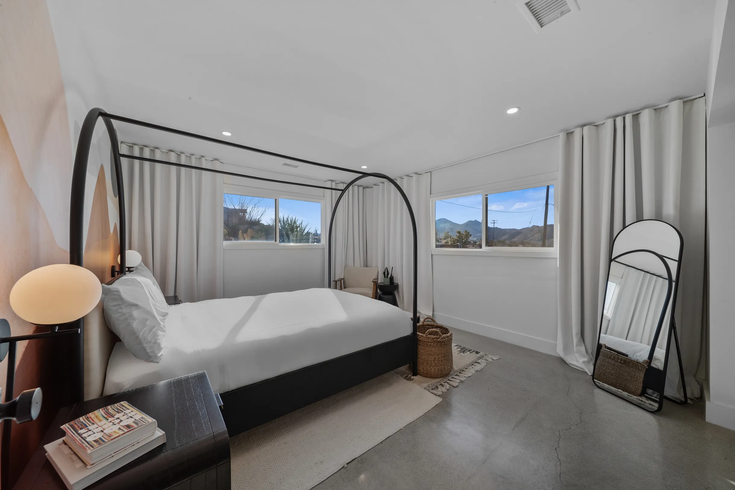 Calico Landing, Desert Pool + Spa Retreat #38