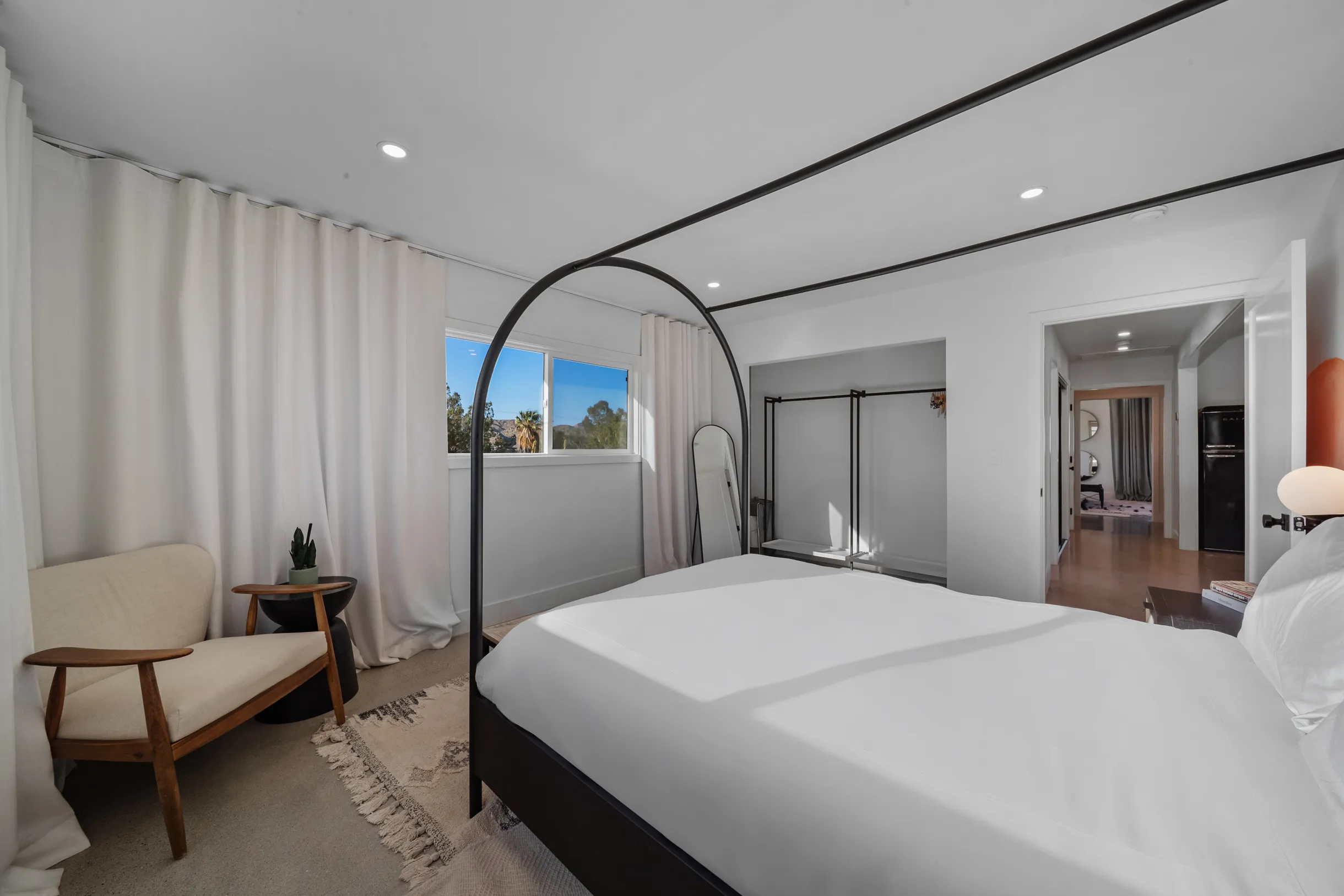 Calico Landing, Desert Pool + Spa Retreat #59