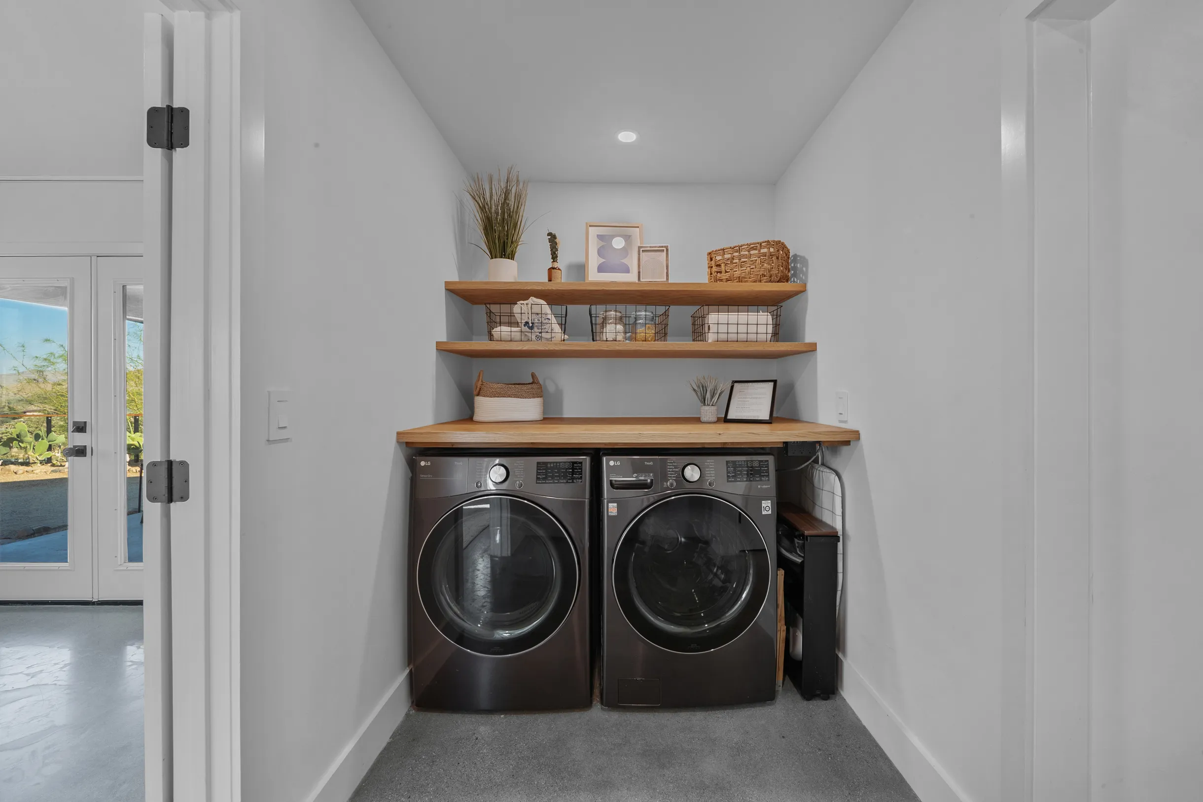 Calico Landing, Desert Pool + Spa Retreat #19