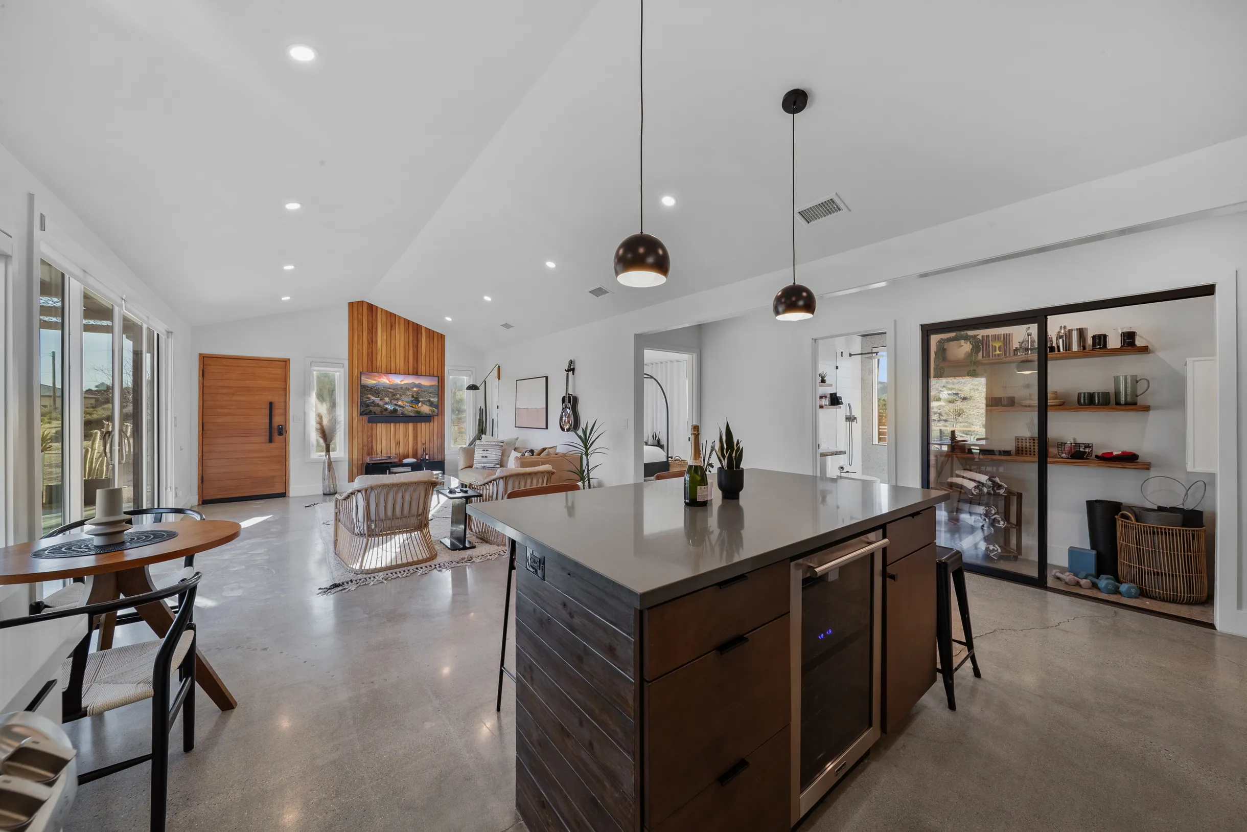 Calico Landing, Desert Pool + Spa Retreat #60