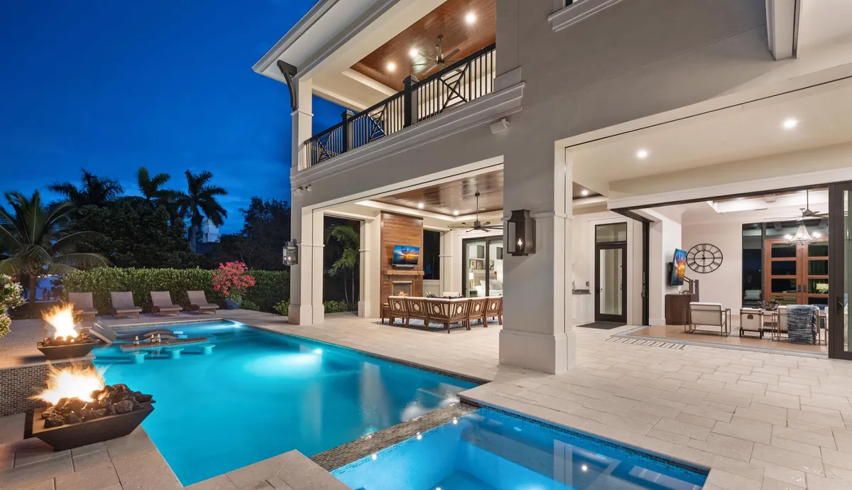 Wander Marco Island #32