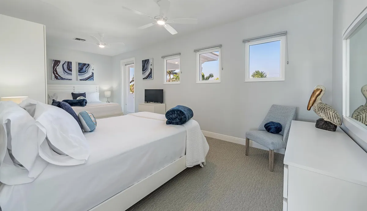 Bedroom 5 image