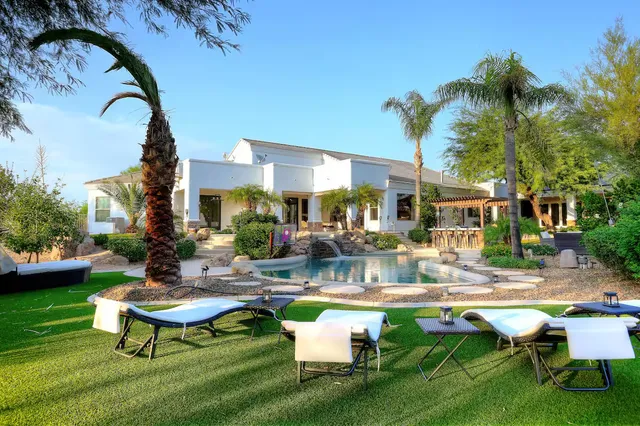 image for Wander Scottsdale Oasis