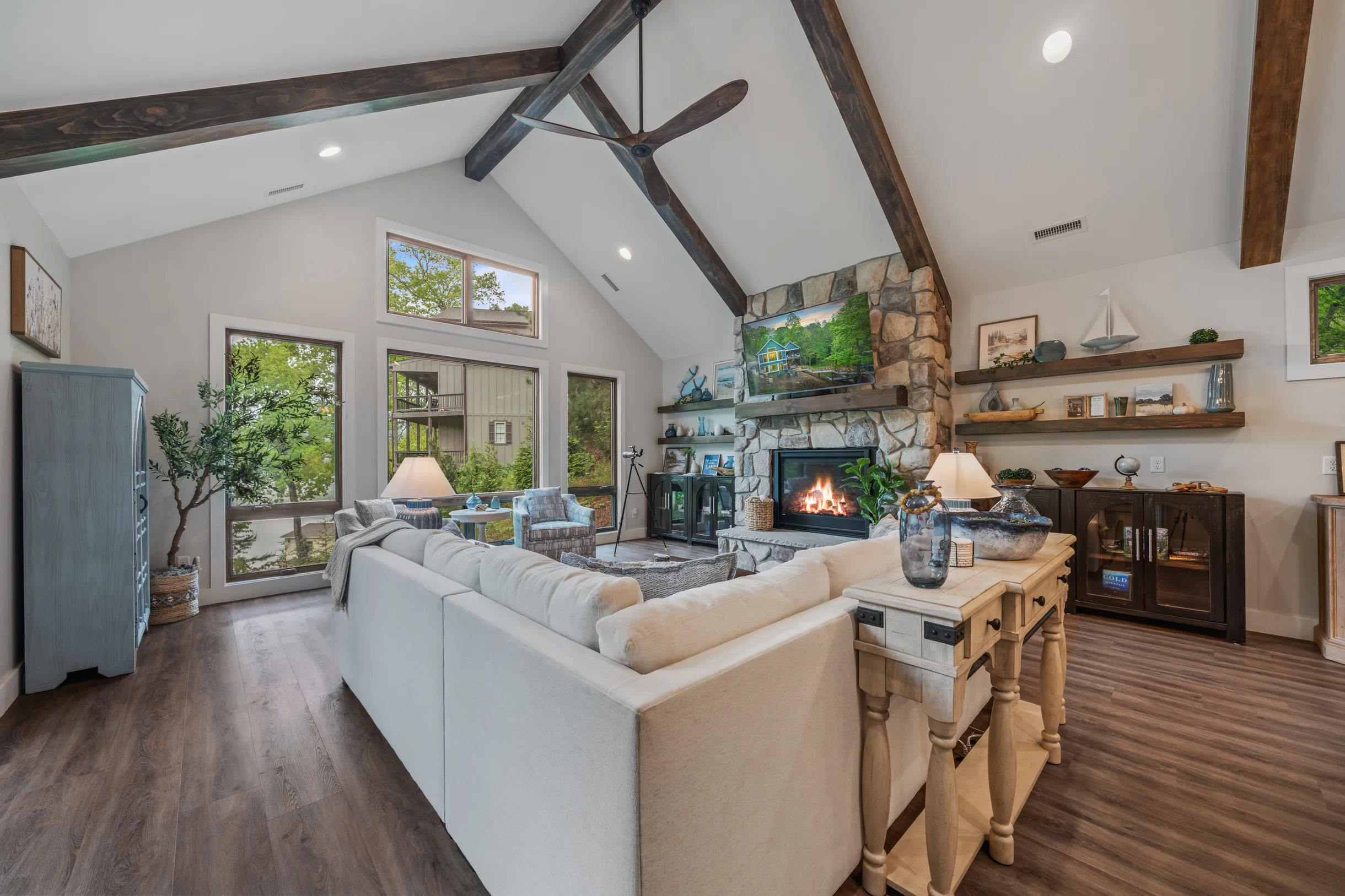 Wander Lake Lure Waters #4