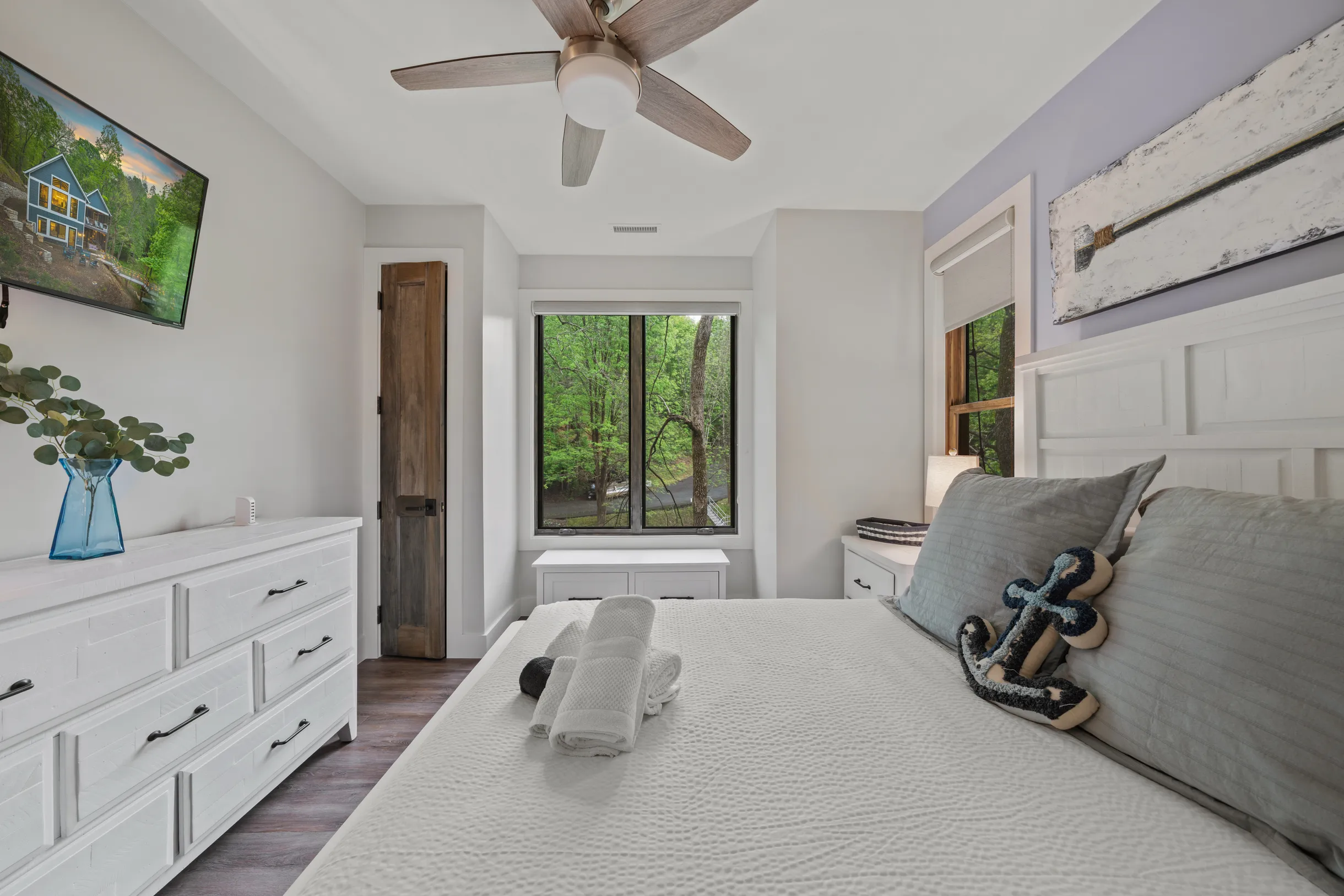 Wander Lake Lure Waters #33