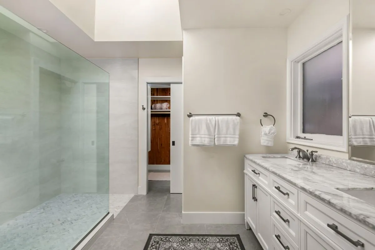 Wander San Diego Glow #4