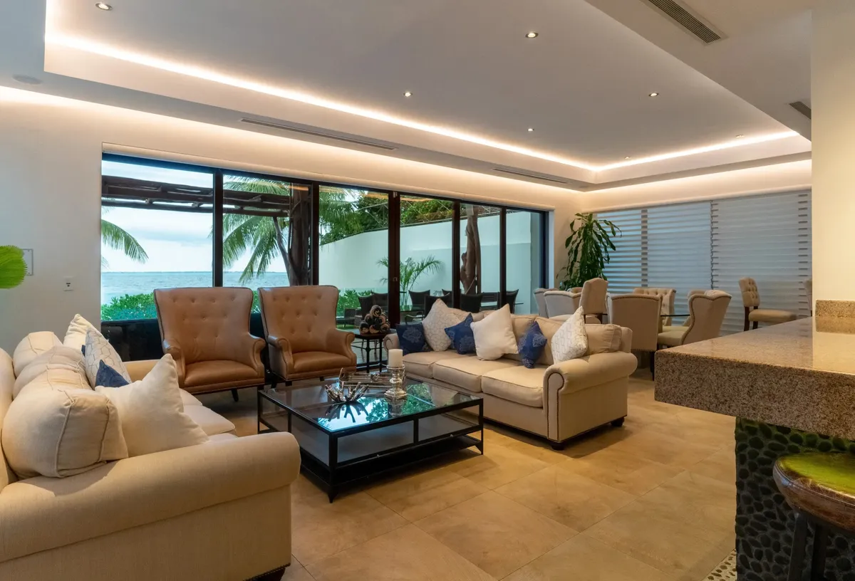 Wander Cancun Shores