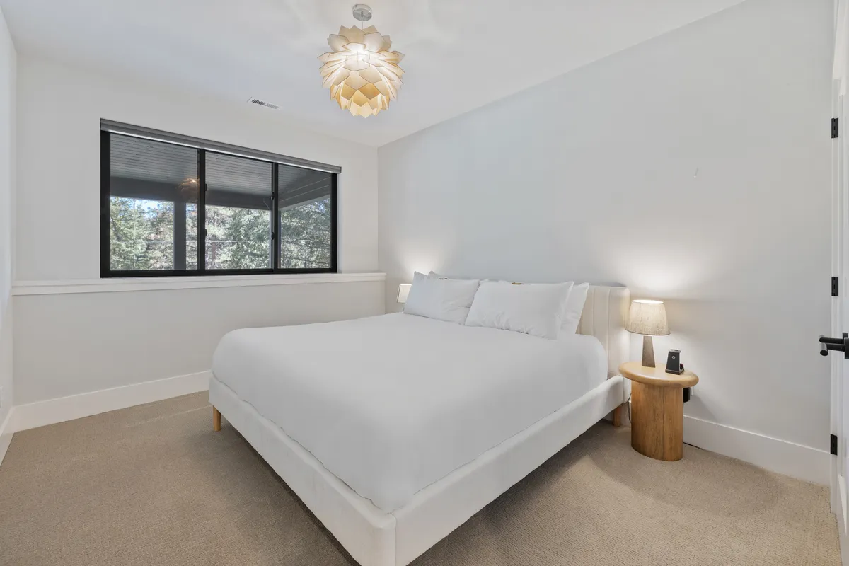 Bedroom 3 image