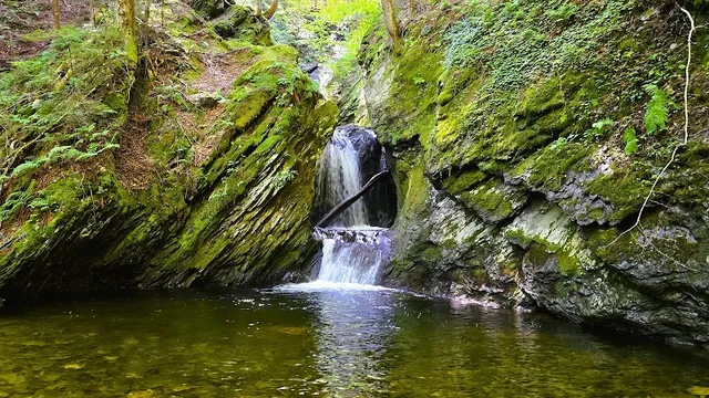 Sterling Gorge Falls