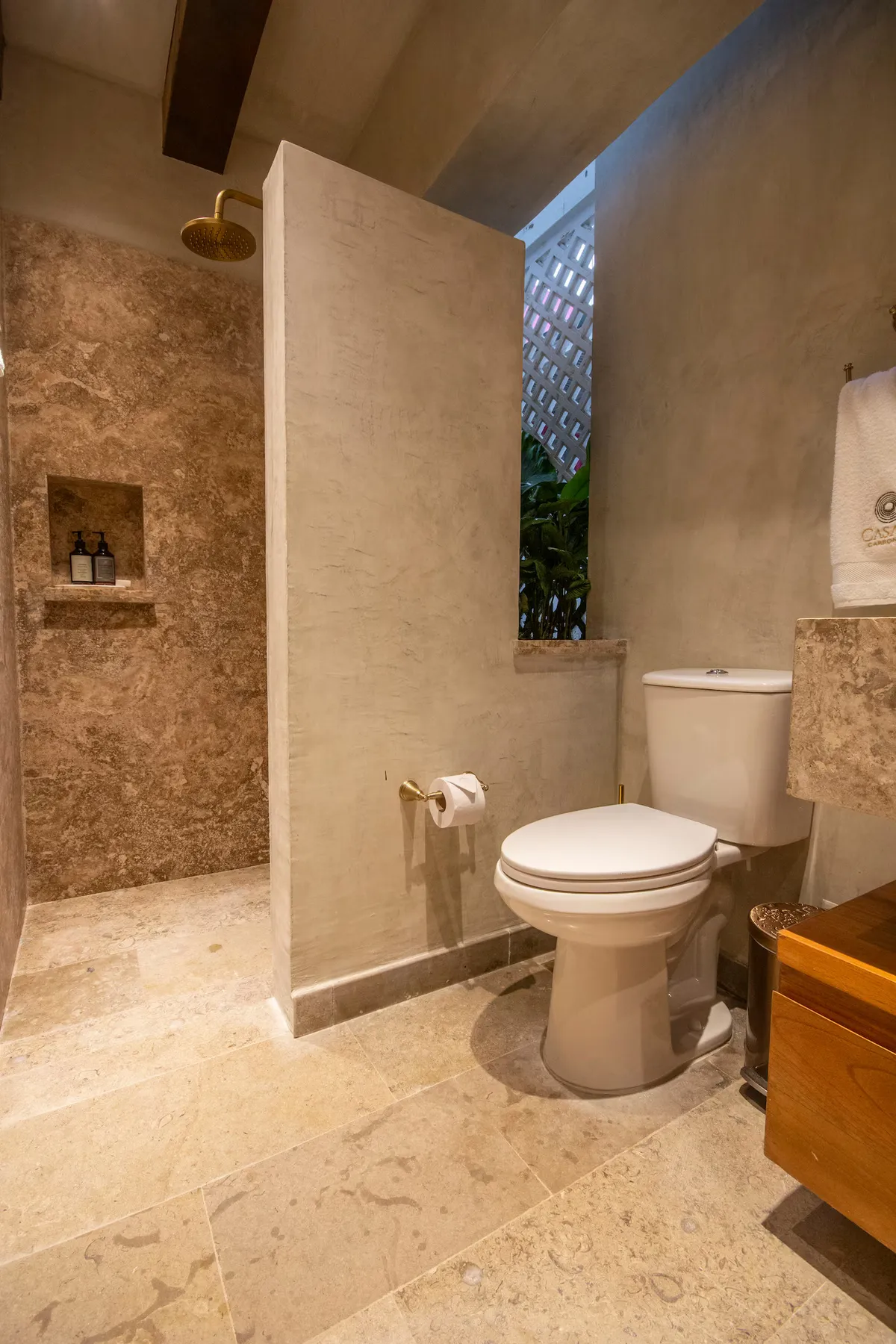 Wander Cartagena Palms