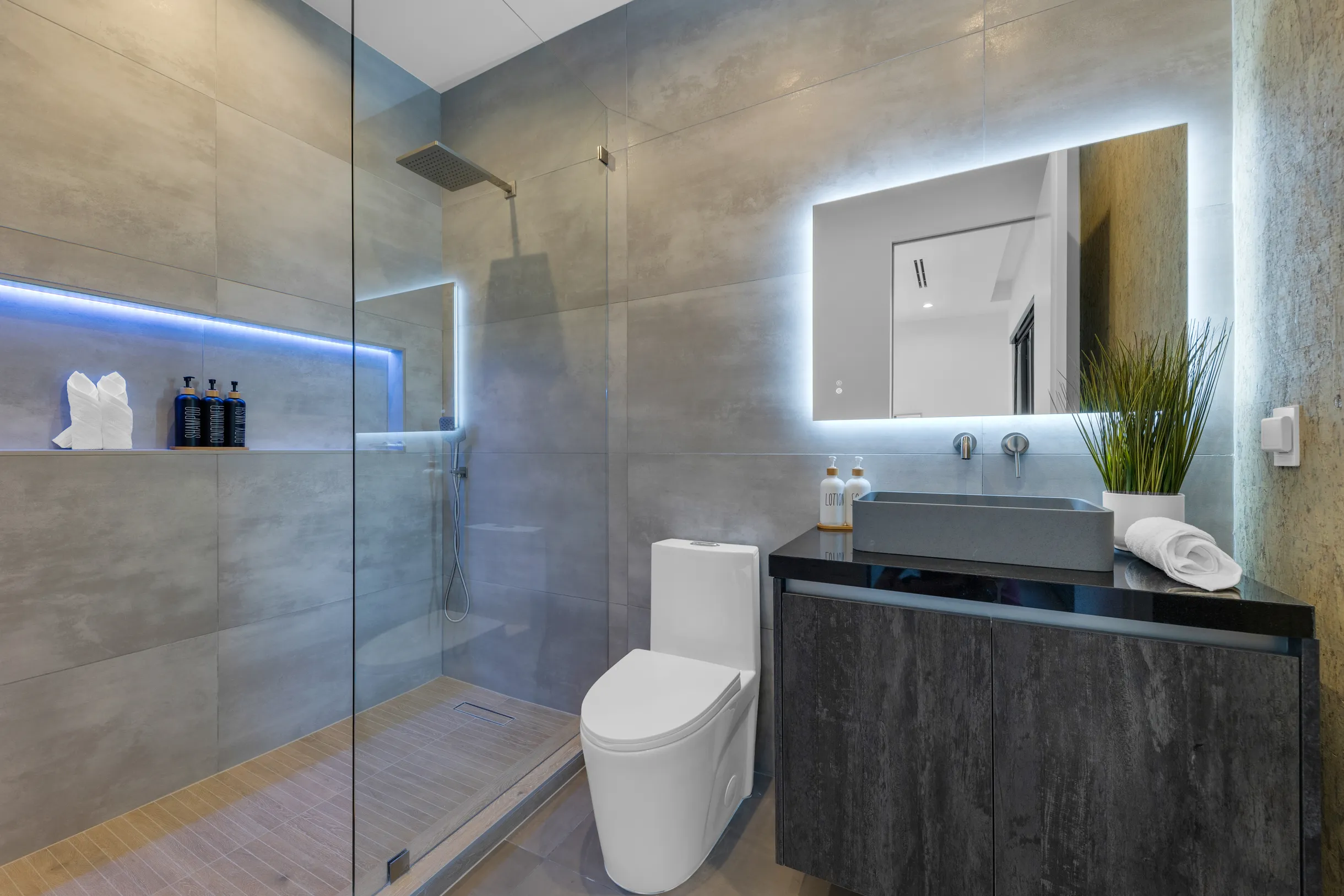 Wander Fort Lauderdale Tropic #4