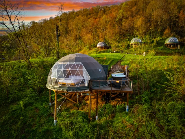 image for Wander Ultra Luxe Dome