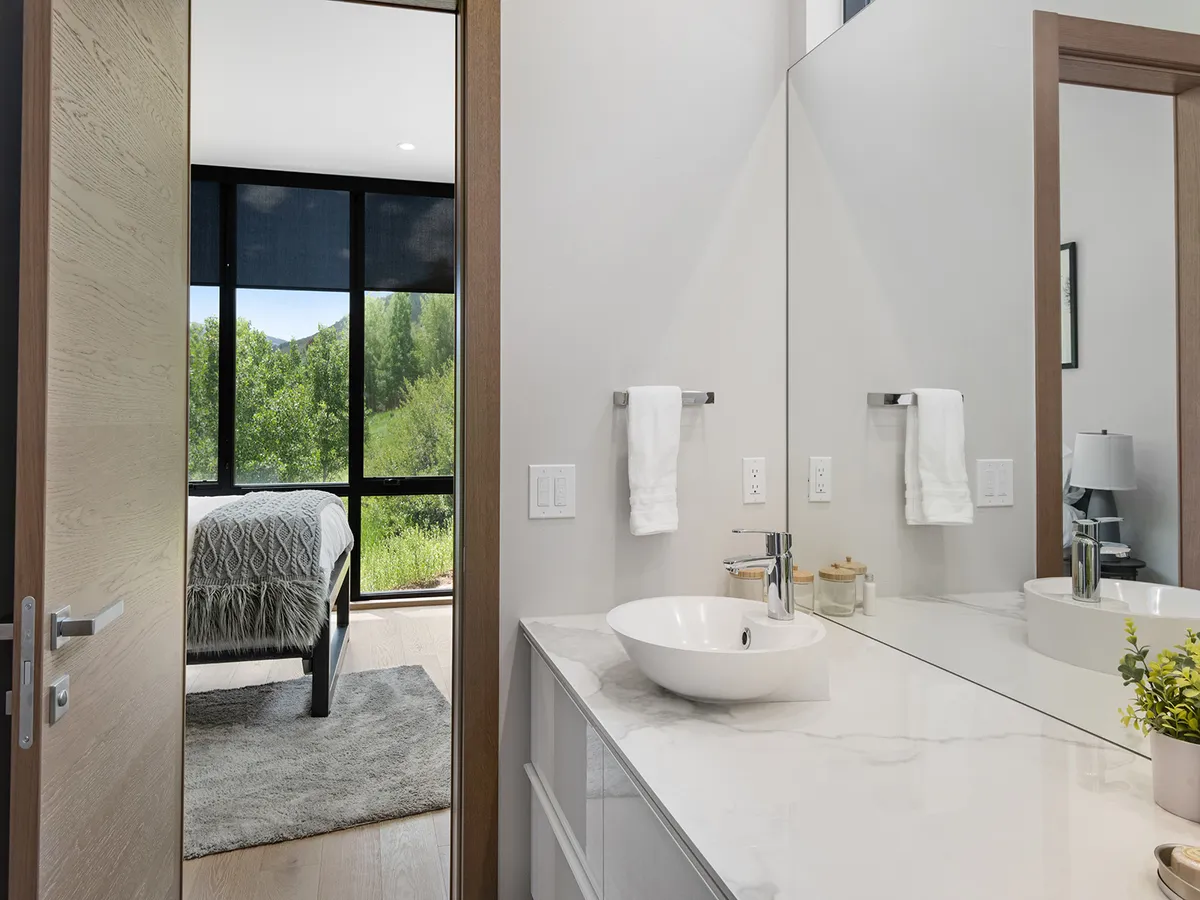 Wander Vail Summit #29