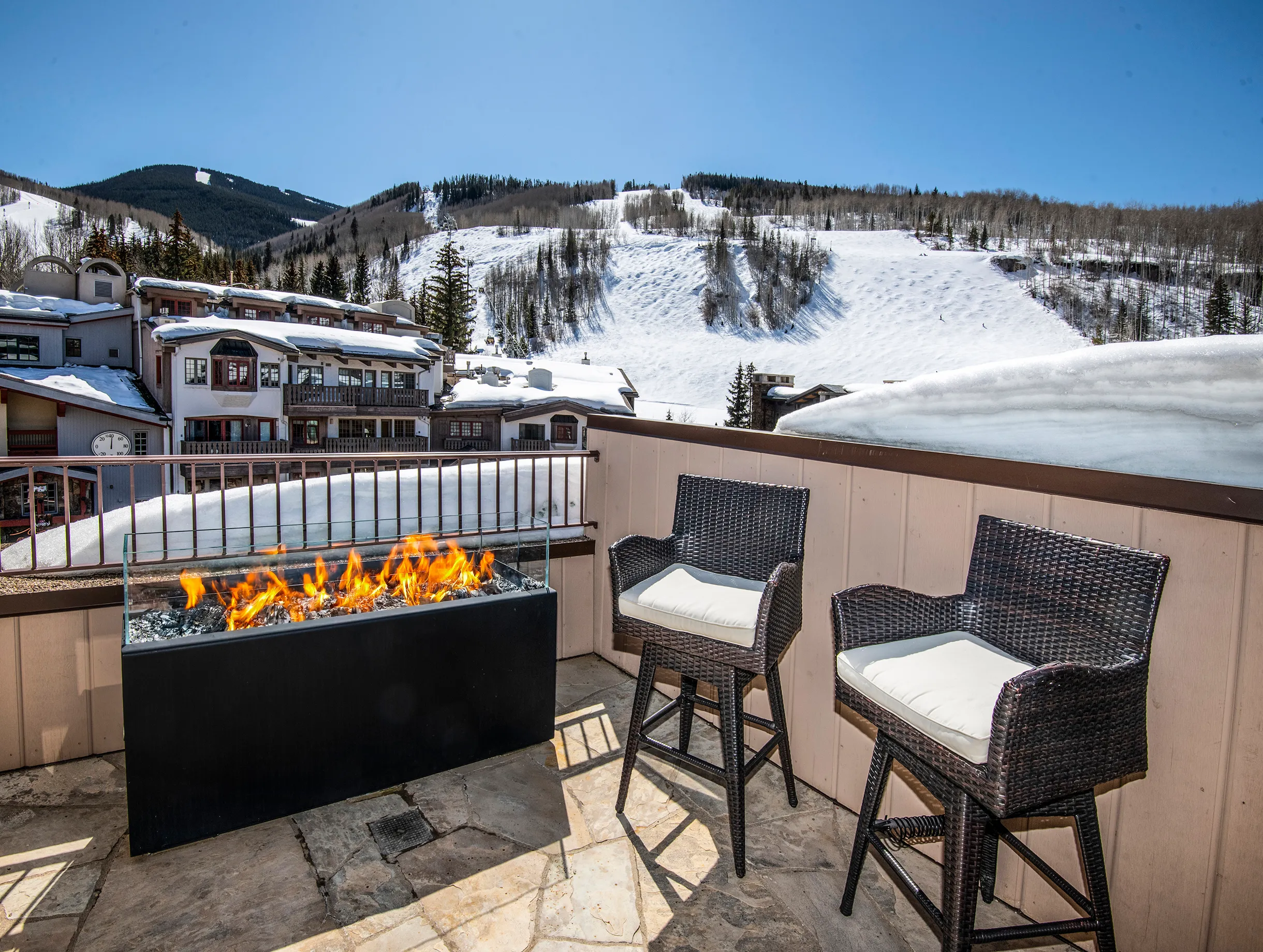 Red Lion Penthouse #37