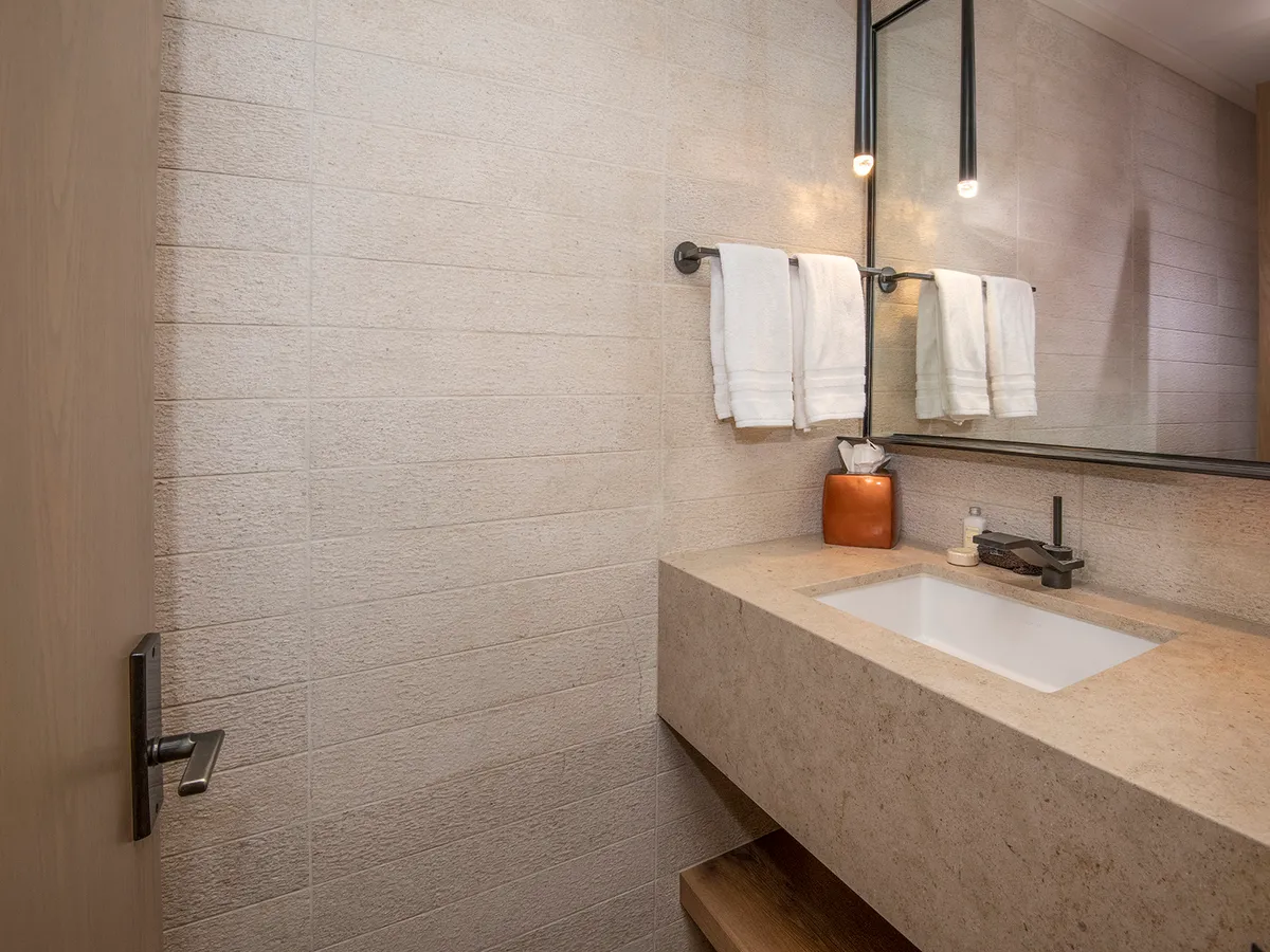 Red Lion Penthouse #22