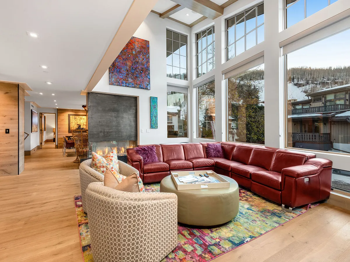 Red Lion Penthouse #35