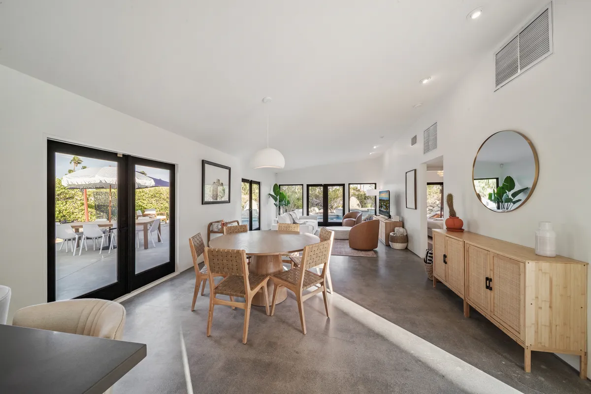 Wander Palm Springs Haven