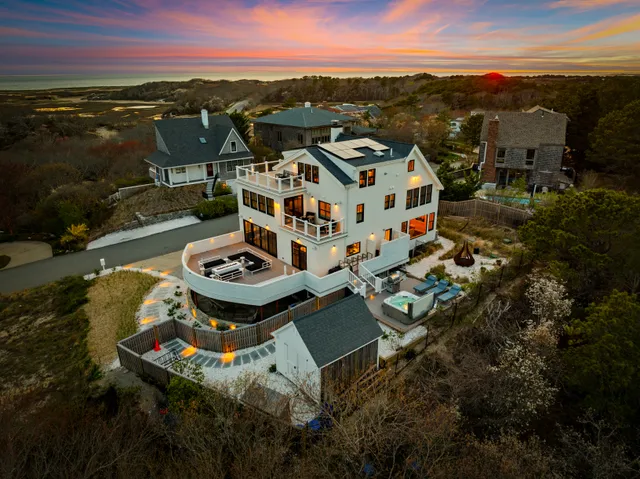 Wander Provincetown Shores