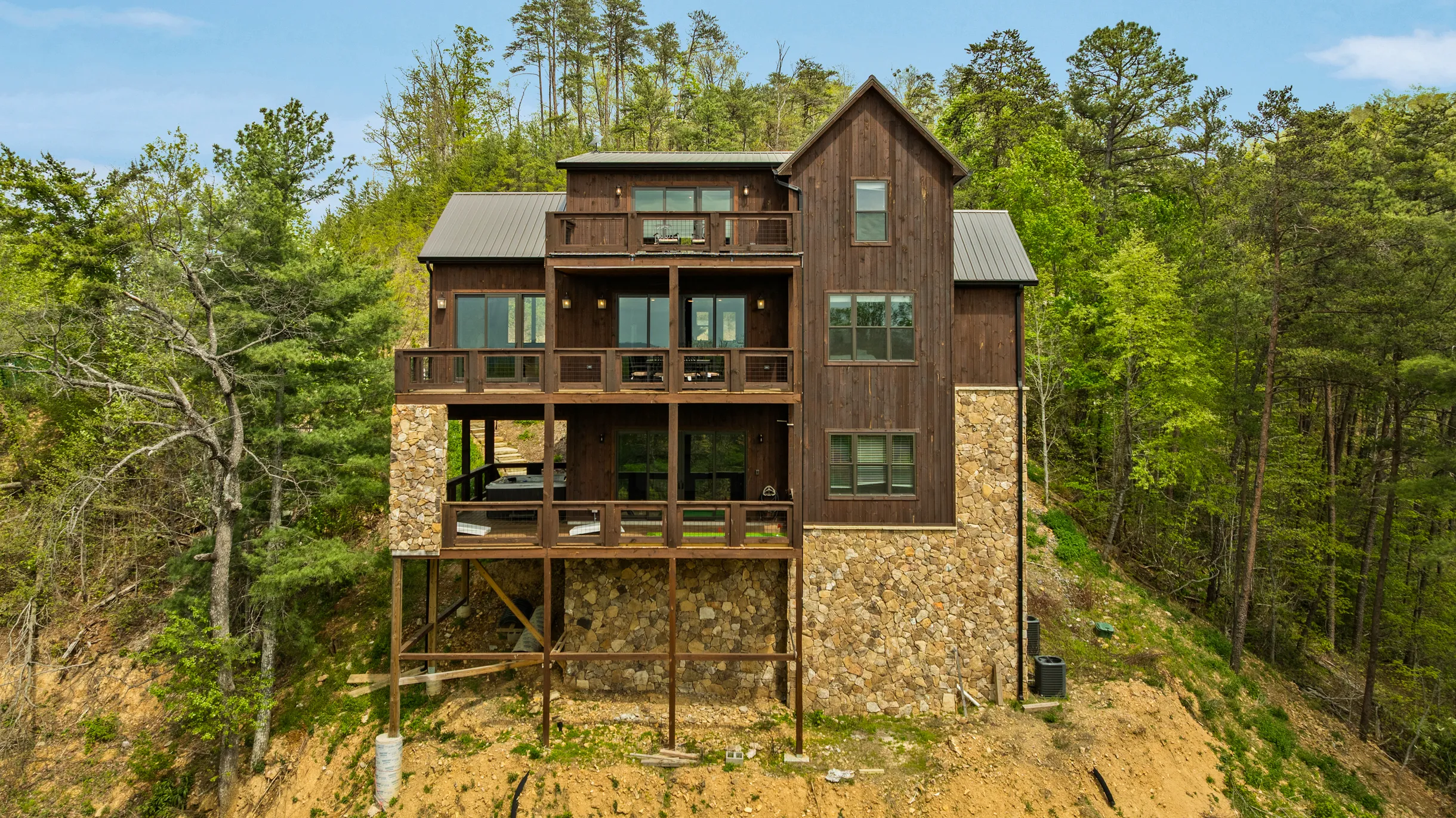 Wander Walland Summit #51