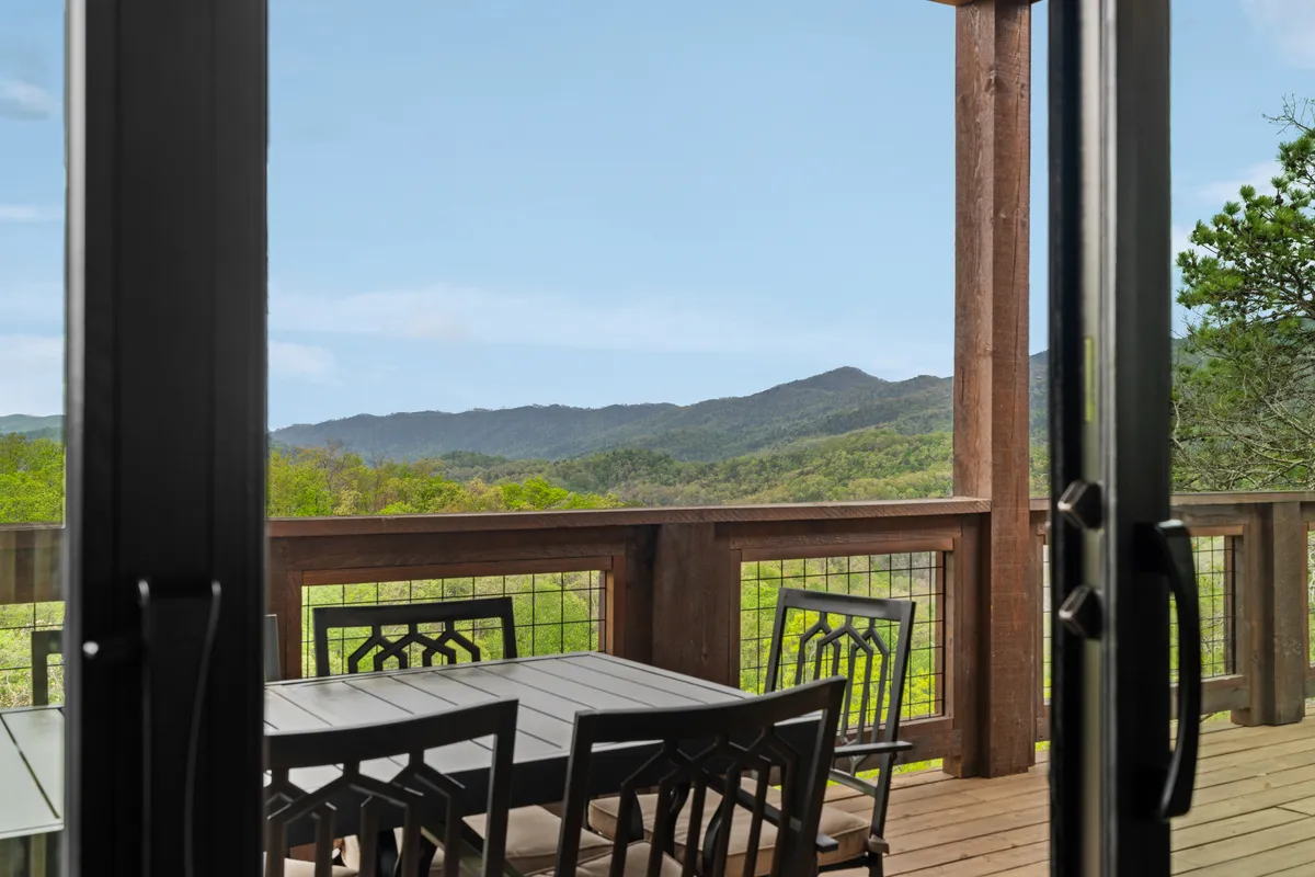 Wander Walland Summit