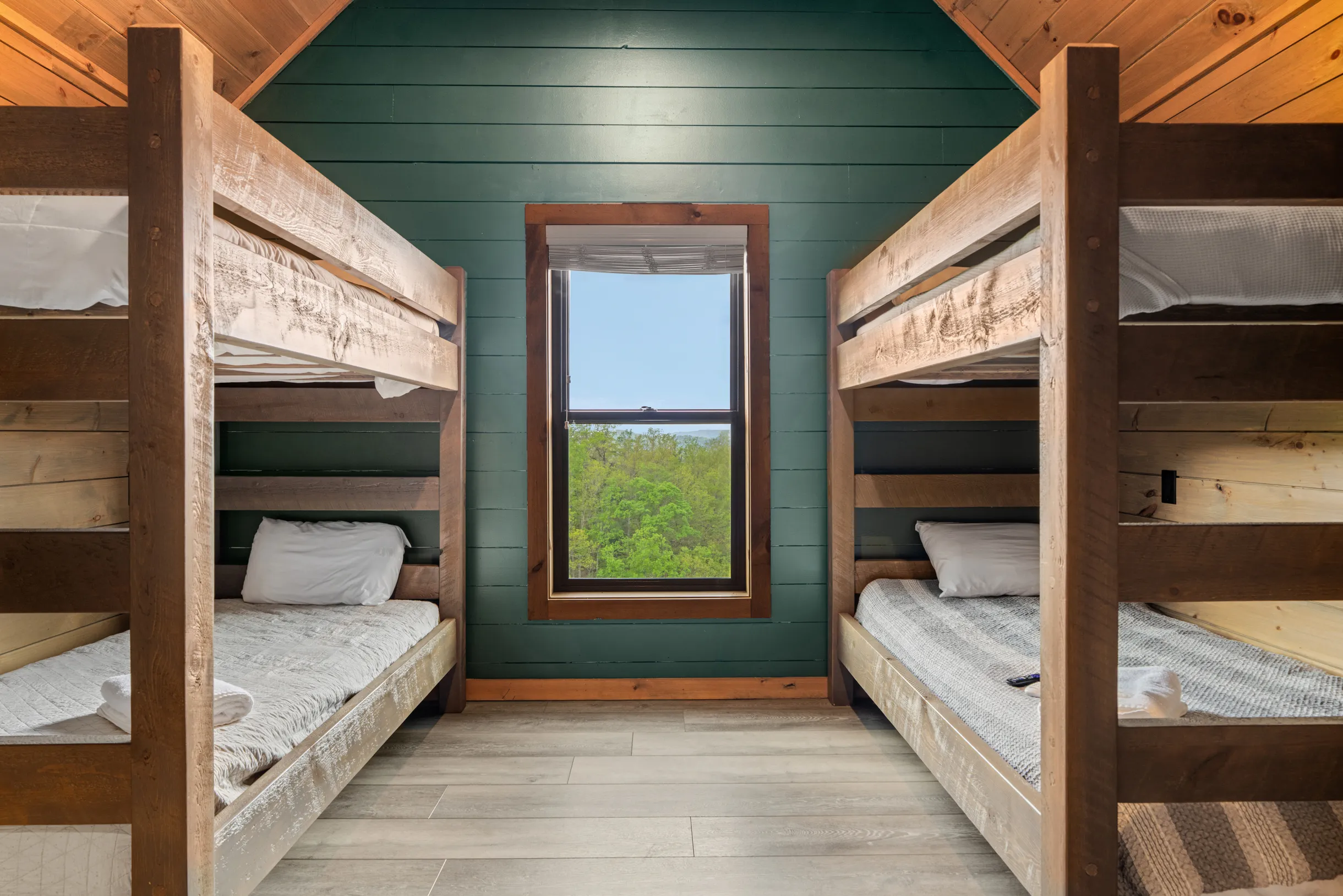 Wander Walland Summit #30