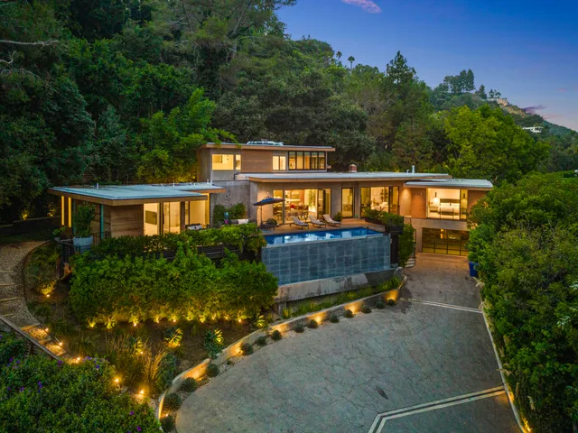 Wander Bel Air Hills #4