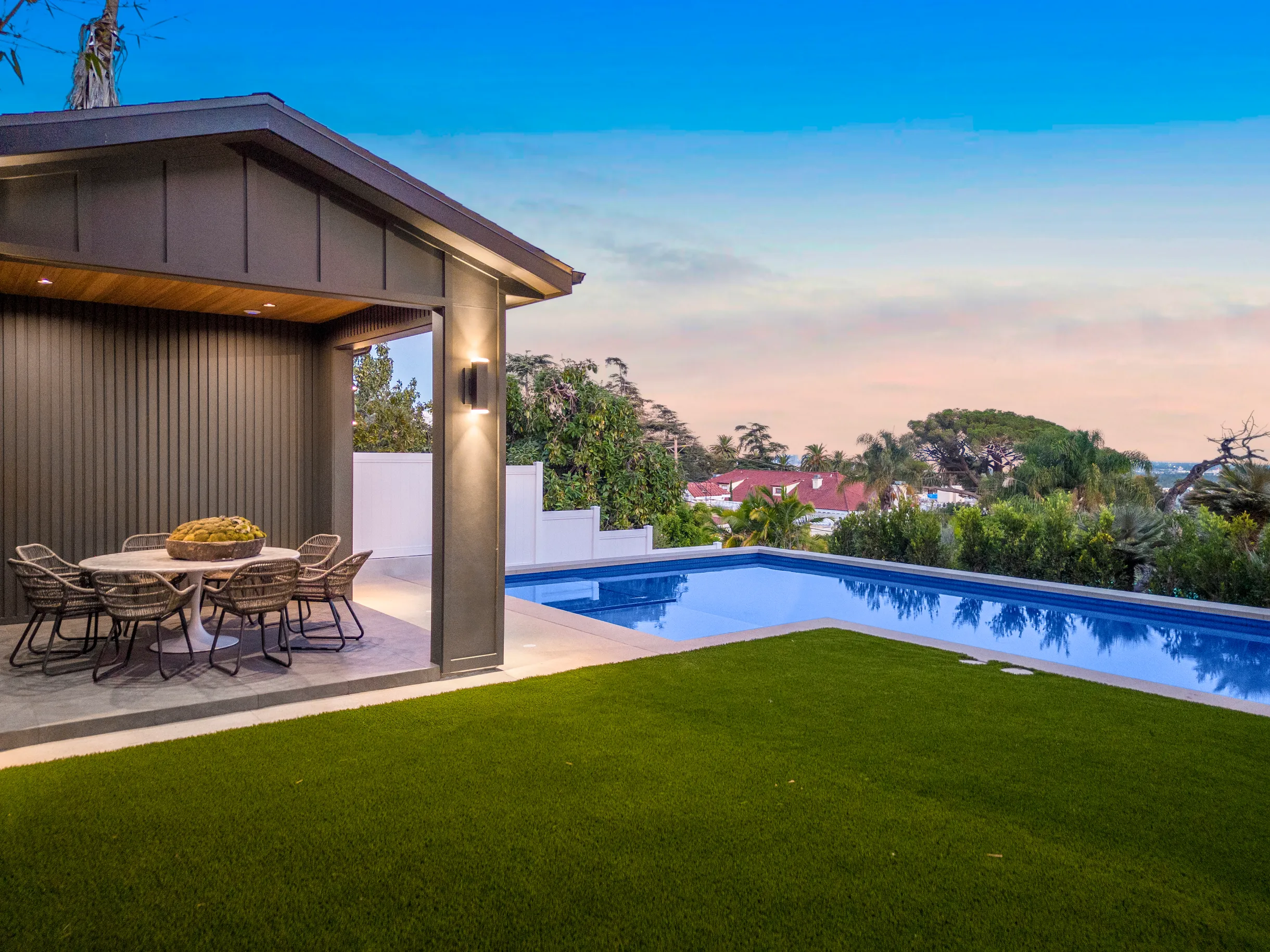 Wander Hollywood Zephyr #7