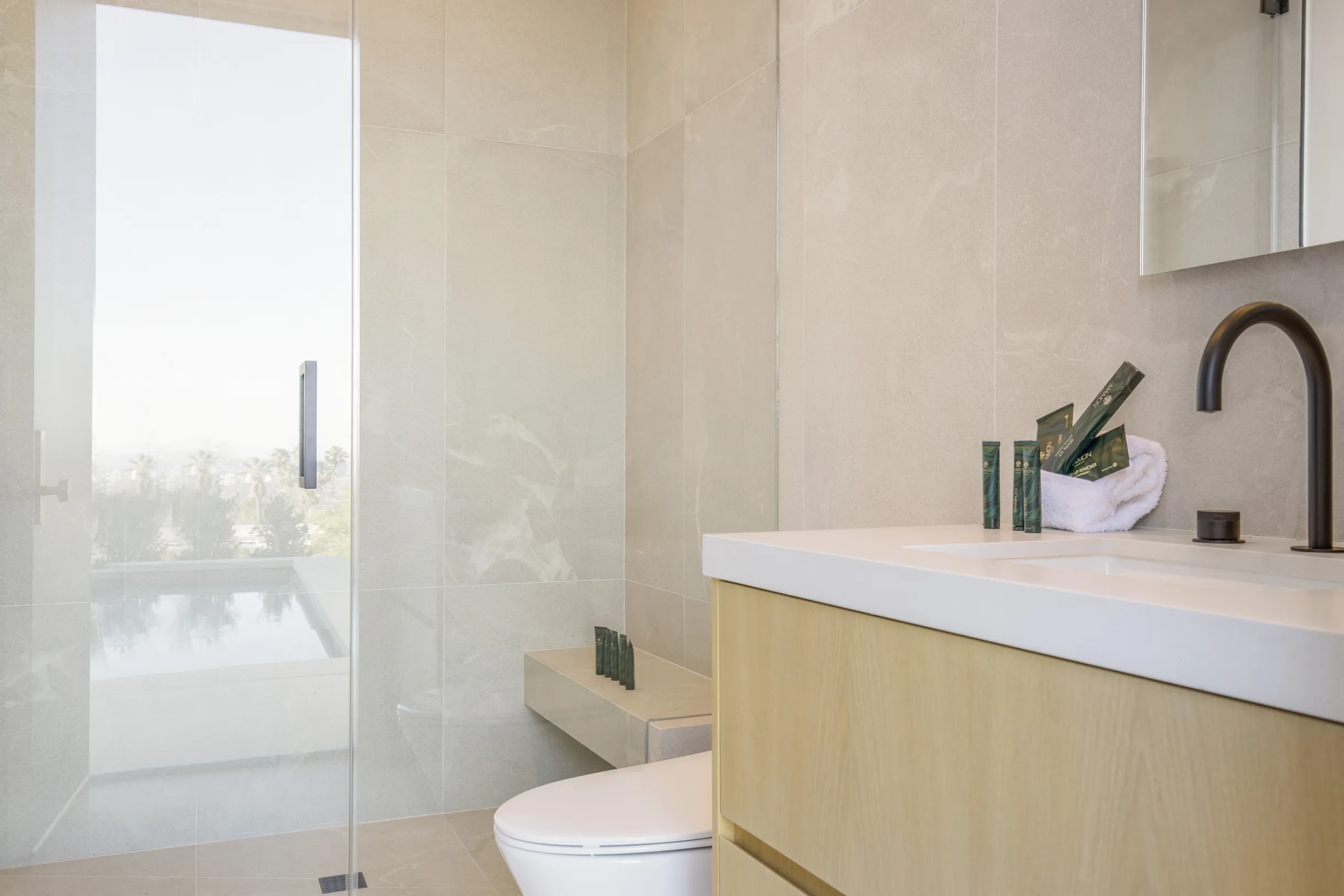 Wander Hollywood Zephyr #22