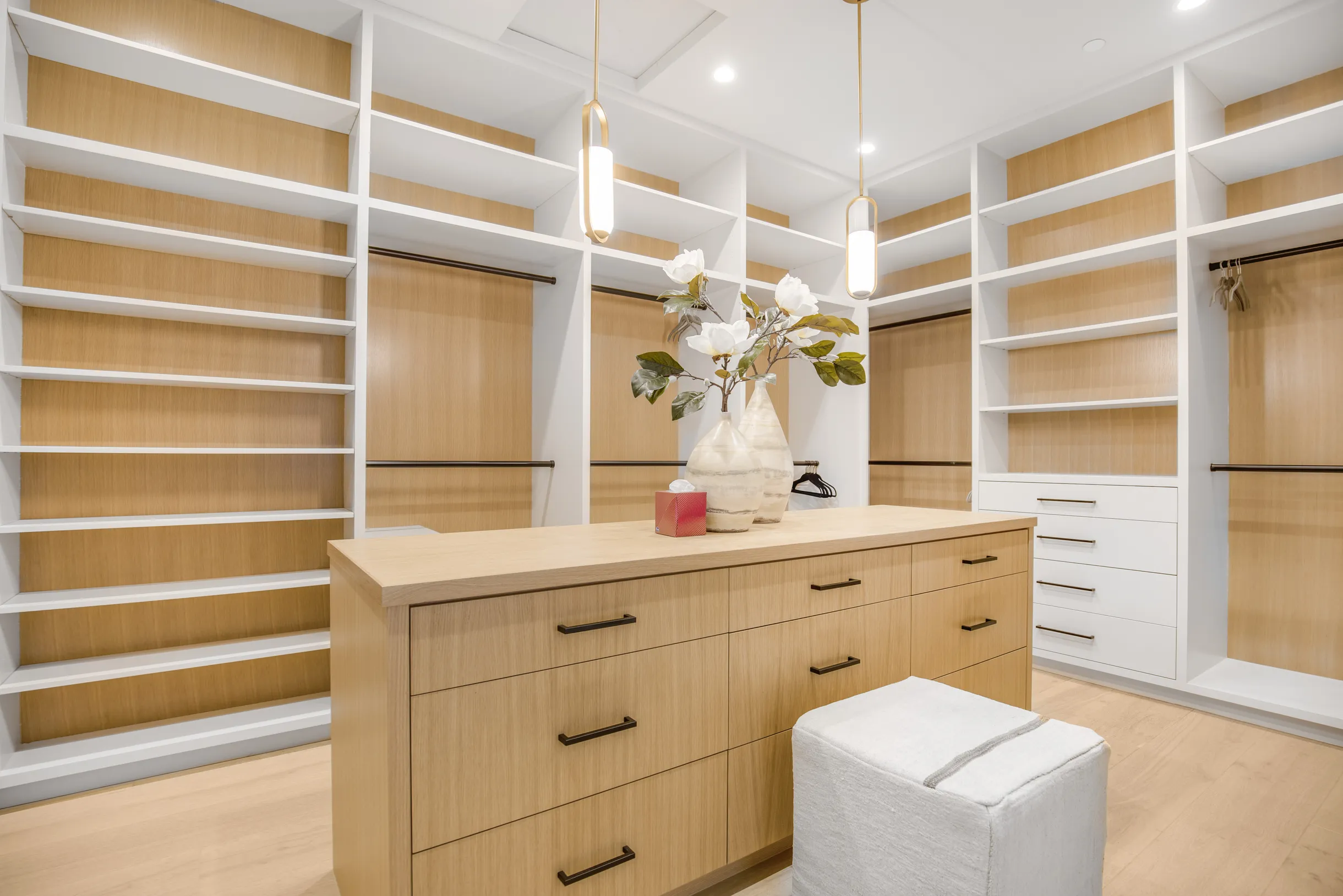 Wander Hollywood Zephyr #42