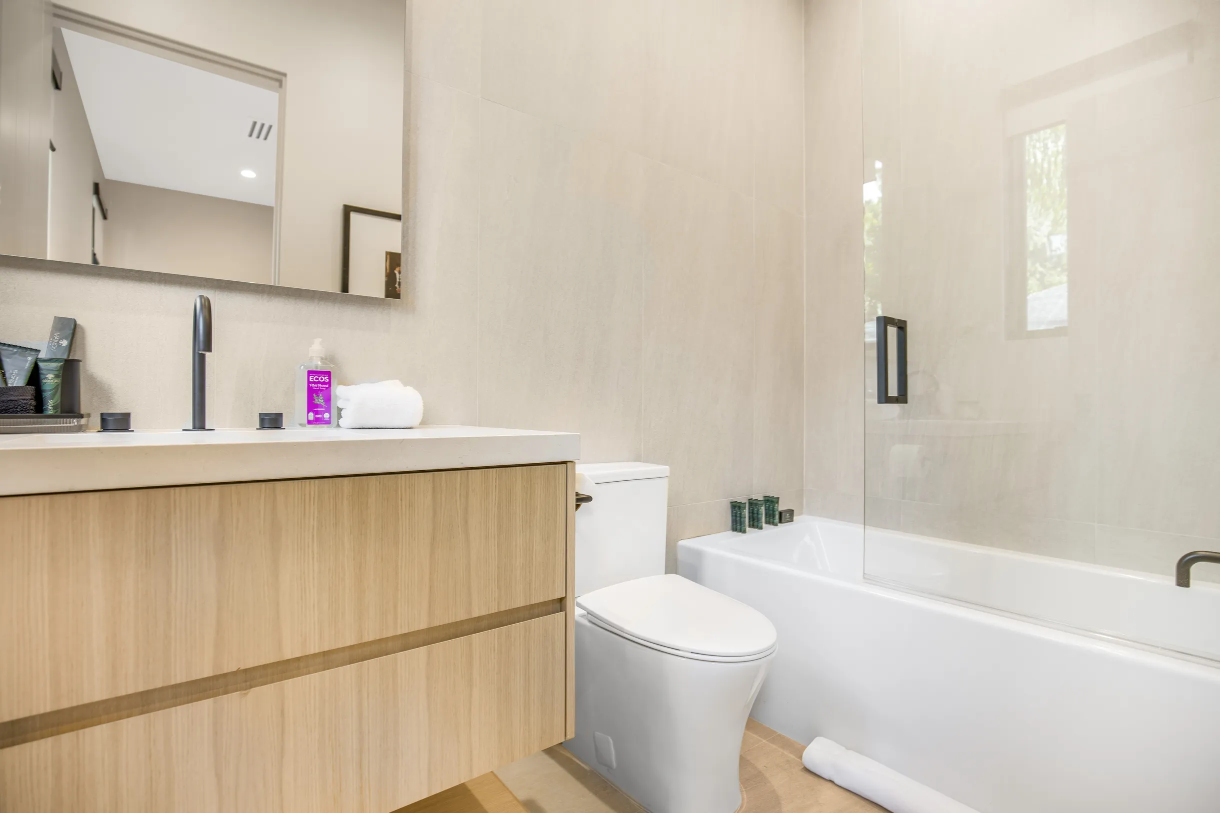 Wander Hollywood Zephyr #24