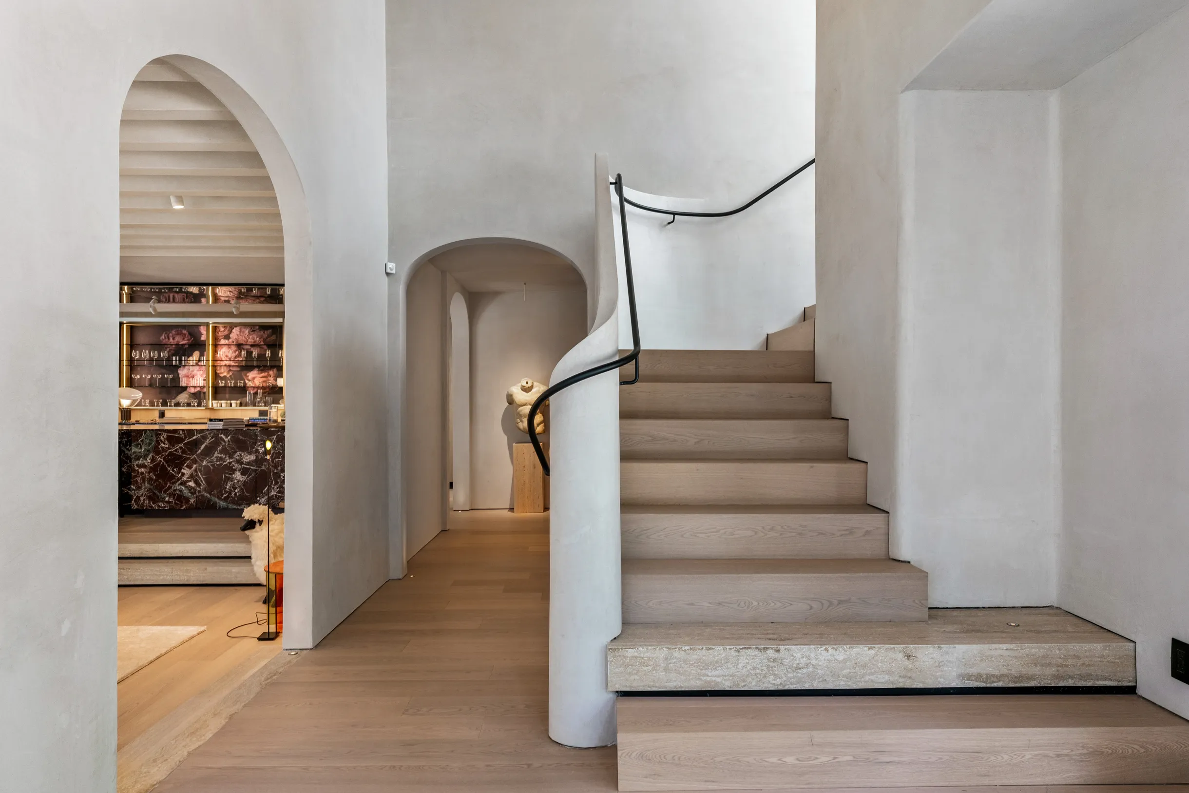 Wander Hollywood Ember #7